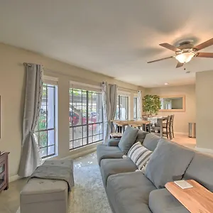 Apartment Sleek Walk To Biltmore Fashion Park, Phoenix